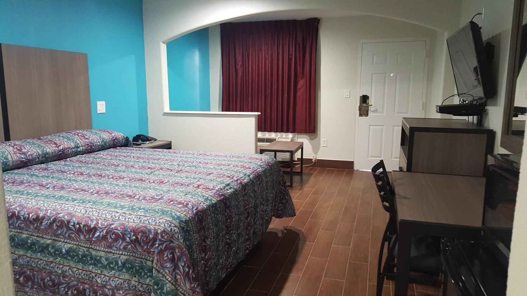 Moonlight Inn & Suites Jersey Village Δωμάτιο φωτογραφία