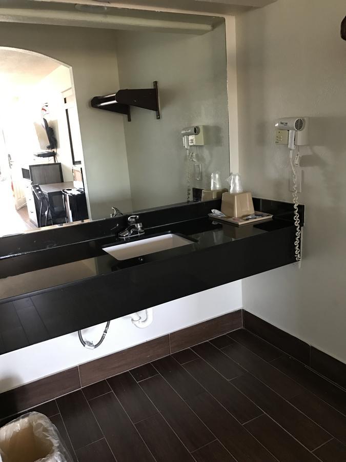 Moonlight Inn & Suites Jersey Village Εξωτερικό φωτογραφία